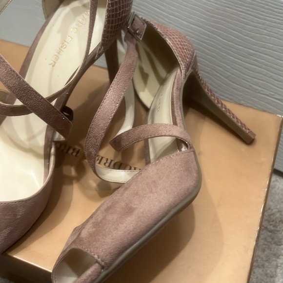 MARC FISHER Suede Shoes Heels 9 M Strappy Open Toe Brown Tan Stiletto - Picture 3 of 5